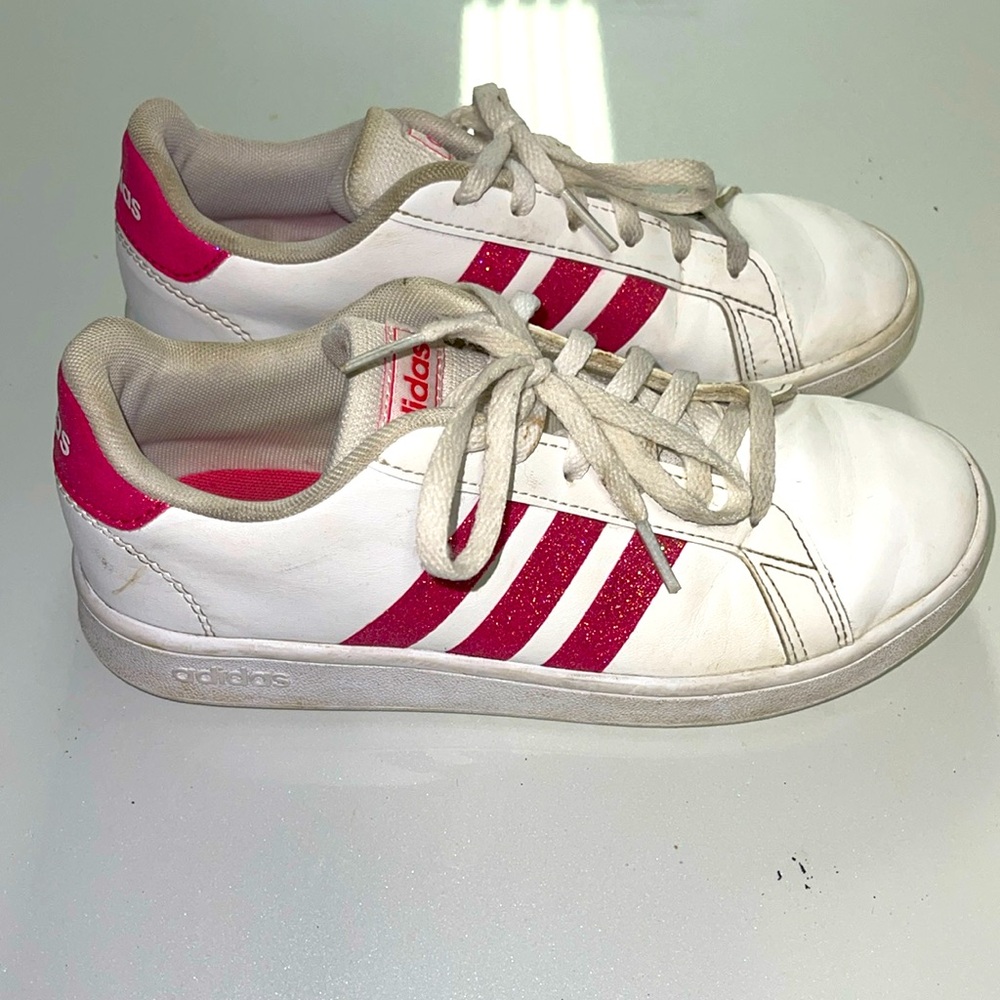Youth girls shoes